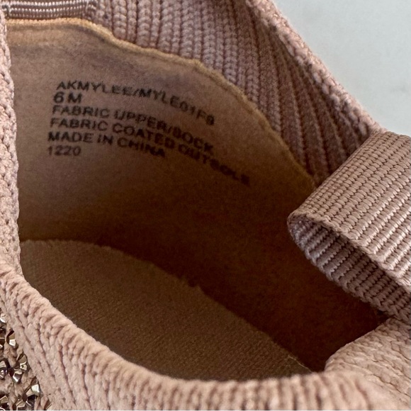 Anne Klein Mylee Blush Knit Slip-On Sneakers Size 6 Comfy Casual Everyday Shoes - Picture 8 of 8